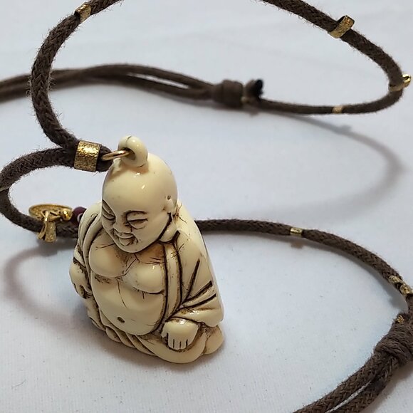Blee Inara Serene Bhudda Pendant - Picture 3 of 7